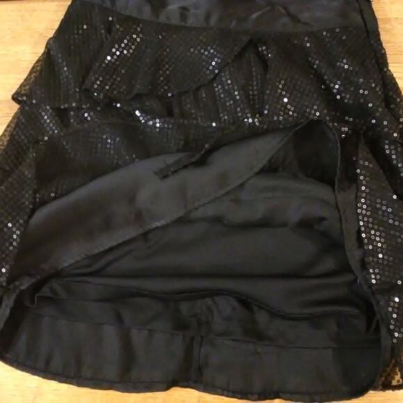 Twenty One Black Layer Tier Sequins skirt size S/P - Picture 3 of 7